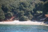 Appartamento Lungo Mare, situato in una zona tranquilla di Pula, a soli 150 metri dal mare e belle spiagge...
