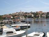 Siamo una famiglia che sta affittando appartamenti a Seget Vranjic. Abbiamo due unità nel centro della...